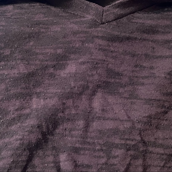 Witness Sheer Burnout Short Sleeve V-neck Tee Black Sz
Large - Picture 7 of 10